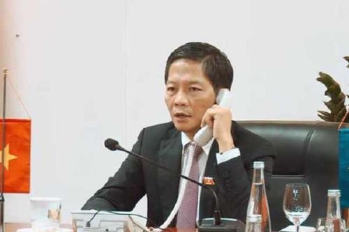 Ông Trần Tuấn Anh, Bộ trưởng Công Thương tại buổi điện đàm.