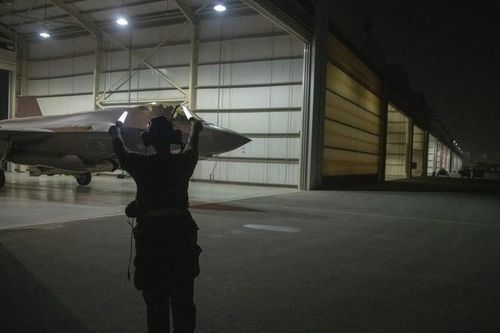 Chương trình tiêm kích tiến công kết hợp JSF F-35 được chế tạo với 3 phiên bản. Đây là chương trình máy bay đắt nhất lịch sử hàng không thế giới.