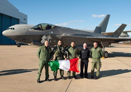 Italy vẫn thực hiện kế hoạch mua tiêm kích F-35 theo kế hoạch. Ảnh: Defense News.