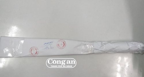 Thu giữ con dao Dương Văn Tuấn sử dụng gây án giết người.