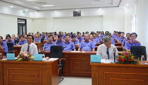 Các đại biểu dự hội nghị