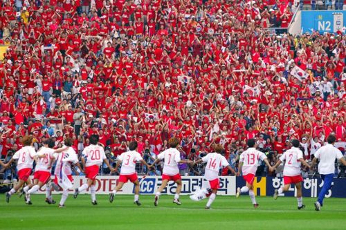  Đội tuyển Hàn Quốc làm nên cơn địa chấn khi vào tới bán kết World Cup 2002. Ảnh: AFP. 