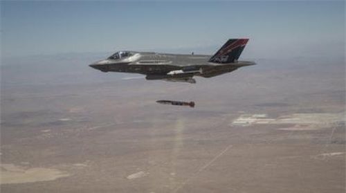 F-35A lần đầu thử bom hạt nhân B61-12.