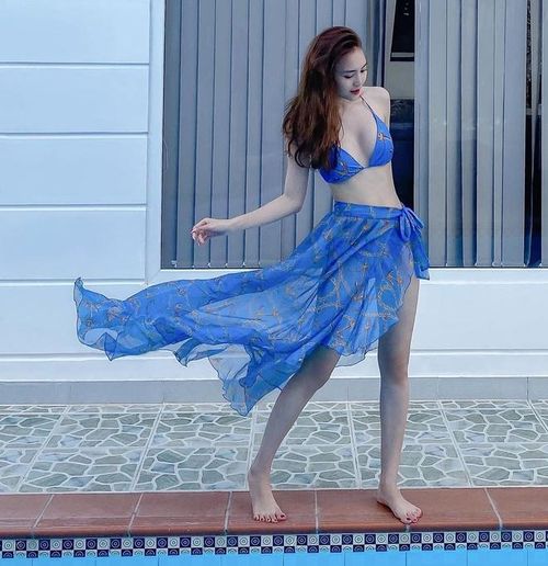  Chú tâm đến việc giữ dáng giúp Lan Ngọc tự tin khi mặc đồ bơi. 