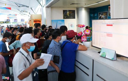  Nhu cầu du khách rời Đà Nẵng nhiều, các hãng hàng không tăng cường chuyến bay nhưng hầu hết chuyến bay sớm hết chỗ. 