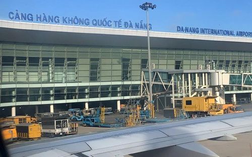 Ngày 21-22/7, tôi có chuyến công tác đến một nhà máy ôtô tại Quảng Nam. Tôi bay đến và về tại sân bay Đà Nẵng. Sau 3 ngày tôi trở về TP.HCM, ca mắc Covid-19 trong cộng đồng được ghi nhận. Nơi bệnh nhân sinh sống là TP Đà Nẵng.