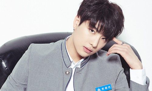 Trong bài đăng, Kangto Lee cho biết anh đã chịu đựng sự tổn thương nghiêm trọng về tinh thần vì những hành vi bắt nạt của Han Jong Yeon suốt thời tiểu học và cấp hai. Thậm chí, Han Jong Yeon từng bắt nam sinh này thủ dâm trước mặt bạn bè. Trước những cáo buộc, Maroo Entertainment đã công khai xin lỗi và thông báo Han Jong Yeon sẽ rút khỏi chương trình Produce 101. Sau tai tiếng, nam thực tập sinh bị khán giả quay lưng, tương lai sự nghiệp mờ mịt. 