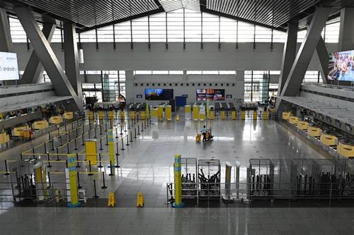 Cảnh vắng vẻ tại sân bay ở Manila, Philippines ngày 4/8/2020 sau khi lệnh phong tỏa mới do COVID-19 được áp dụng. Ảnh: AFP/ TTXVN
