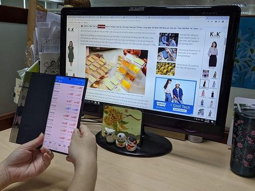 Hoạt động kinh doanh vàng, ngoại tệ bằng tài khoản tại Việt Nam không được phép. Trong ảnh: Một sàn vàng tài khoản đang hoạt động.