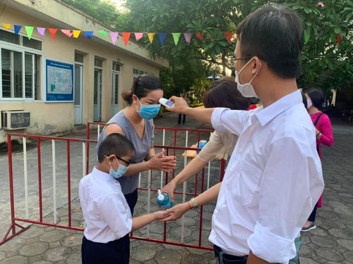 PHHS và HS đều thực hiện nghiêm việc phòng, chống dịch Covid-19