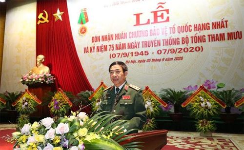 Thứ trưởng Phan Văn Giang phát biểu tại buổi Lễ. 