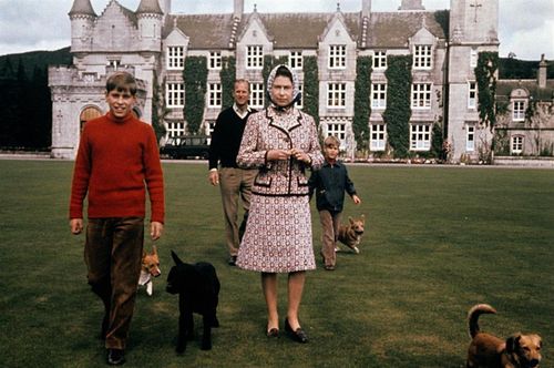Mỗi năm, Hoàng gia Anh chi khoảng 3 triệu bảng Anh để vận hành lâu đài mà Nữ hoàng Elizabeth II yêu thích.