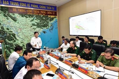 Phó Thủ tướng Trịnh Đình Dũng chủ trì cuộc họp - Ảnh: VGP/Đoàn Bắc