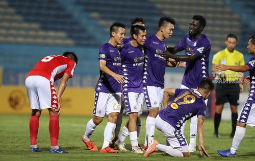 Đây là trận đấu áp đảo toàn diện của Hà Nội FC trước TPHCM và Bùi Tiến Dũng không còn lựa chọn nào khác