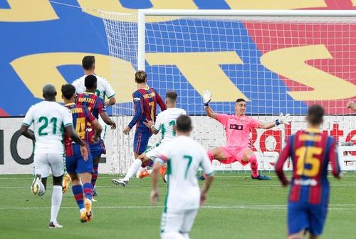 Griezmann mở tỷ số sớm cho đội chủ nhà. Ảnh: Reuters.