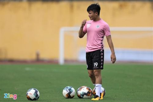 Quang Hải sẵn sàng trở lại ở trận CLB Hà Nội gặp Thanh Hóa. Ảnh: Thế Anh.