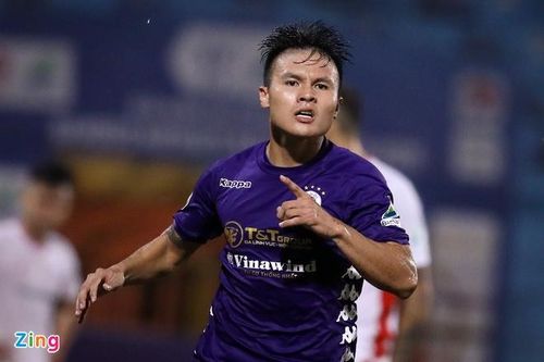 Quang Hải và đồng đội vẫn đang có nhiều cơ hội bảo vệ ngôi vô địch. Ảnh: Minh Chiến.