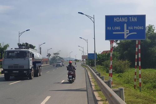 Nút giao Hoàng Tân là điểm đầu từ cao tốc đi vào nội thị TX Quảng Yên