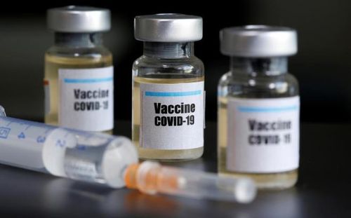 Nga là quốc gia đầu tiên trên thế giới cấp phép cho loại vaccine phòng COVID-19 do nước này sản xuất có tên là Sputnik V. (Ảnh: Reuters)