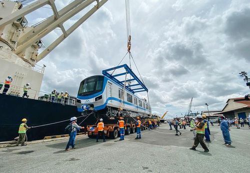 Những toa tàu của tuyến Metro Bến Thành - Suối Tiên đã về tới Việt Nam.