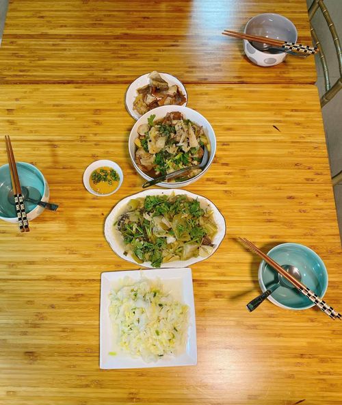 Lý Nhã Kỳ chia sẻ hình ảnh "cơm lành canh ngọt" khiến fans "chảy nước miếng".