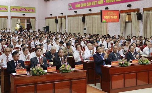 Các đại biểu dự đại hội.