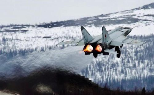 Sự cố thứ hai xảy ra vào cuối năm 1981, khi F-15 một lần nữa đánh bại MiG-25 trong cận chiến. Kỹ năng vượt trội của phi công Israel cũng như khả năng tấn công MiG trong khoảng cách gần là yếu tố quyết định trong trận chiến này.
