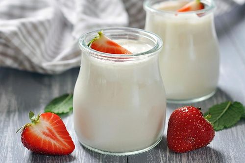 Sữa chua là một trong những món ăn tuyệt vời mà bạn có thể thưởng thức vào bữa sáng