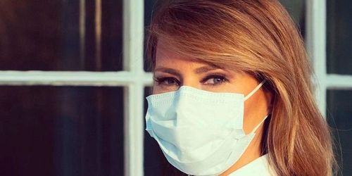 Bà Melania Trump