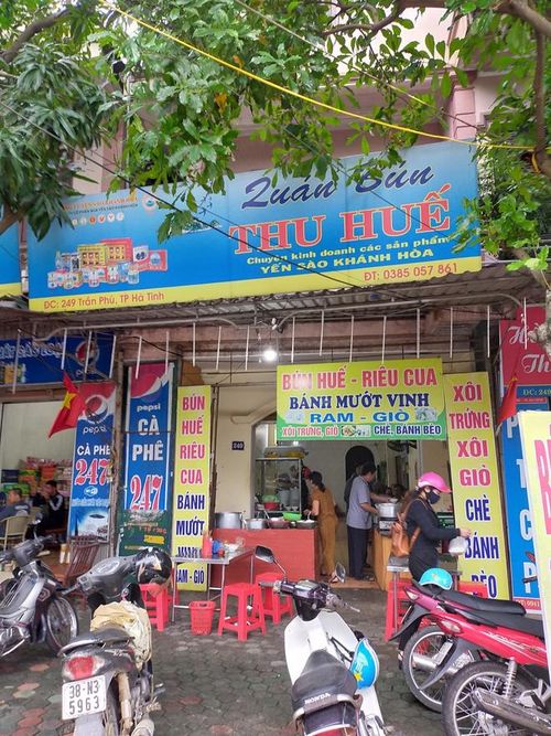 Chủ quán bún bị phạt 750.000 đồng vì hành vi không niêm yết giá. Ảnh: Mai Xuân Hùng.