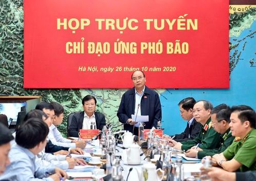 Thủ tướng yêu cầu địa phương tạm dừng các cuộc họp không cần thiết để ứng phó bão số 9