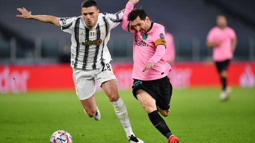 Messi tỏa sáng trong chiến thắng 2-0 của Barca trước Juventus. Ảnh: Getty.