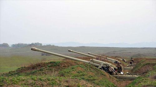 Tổng thống Vladimir Putin tuyên bố rằng một tình hình rất khó khăn đã phát triển ở Nagorno-Karabakh, trong cuộc xung đột của các bên đều có sự thật riêng và không có giải pháp đơn giản nào.