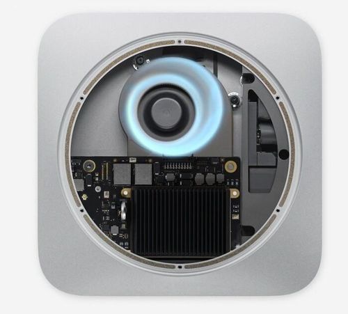 Tuy nhiên, Mac mini thế hệ mới được trang bị chip Silicon M1 nên cho hiệu năng cao gấp 3 lần so với thế hệ Mac mini trước với 4 lõi xử lý. Trong khi đó, khả năng xử lý đồ họa của thiết bị cũng sẽ tốt hơn gấp 6 lần so với thế hệ trước.