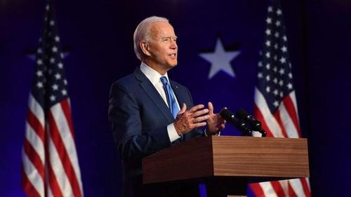 Bất chấp việc Tổng thống Trump từ chối công nhận chiến thắng của ứng cử viên tổng thống Đảng Dân chủ, vào ngày 11/11 vừa qua, ông Biden thông báo đã chọn ông Ron Klain làm chánh văn phòng Nhà Trắng kiêm trợ lý. Đây được cho là một trong những động thái đầu tiên của ông Biden trong việc xây dựng nội các khi tiếp quản Nhà Trắng vào tháng 1/2021.