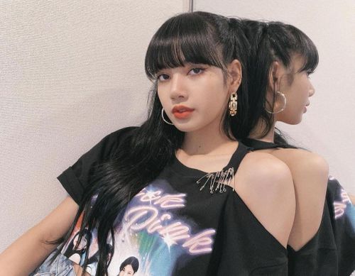  Phái đẹp có thể áp dụng 3 bước để có tóc mái đẹp và chắc chắn như Lisa. Ảnh: @lalalalisa_m. 
