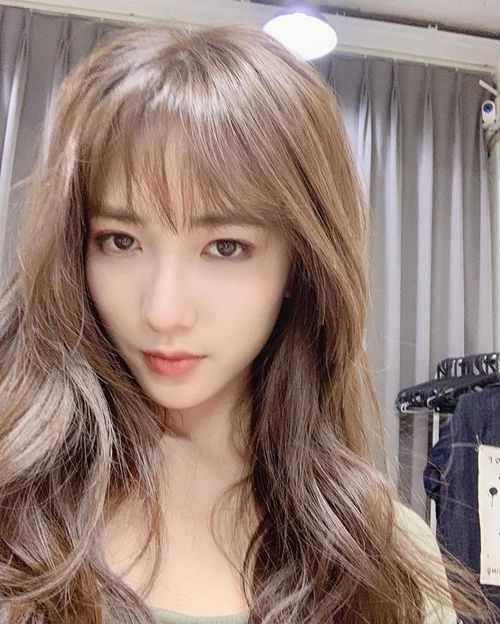 Đặc biệt, nhiều người còn không giấu nổi sự ngạc nhiên khi chứng kiến ngoại hình của Trâm Anh.