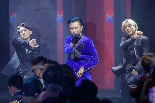 Nam ca sĩ vừa ra mắt The Playah EP, đánh dấu sự trở lại sau một năm vắng bóng.