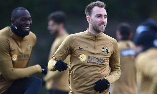  Theo Talk Sport, Eriksen đã đề nghị ban lãnh đạo Inter Milan cho phép anh rời Inter vào tháng 1/2021. Giuseppe Marotta, Giám đốc Điều hành Inter, nhấn mạnh: "Chúng tôi không thể giữ cầu thủ có nguyện vọng ra đi". 
