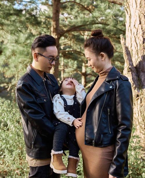 Bộ ảnh ăn mừng của cặp đôi