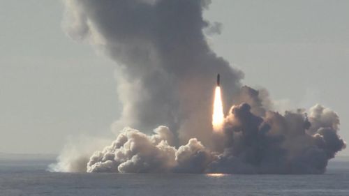Bulava được thiết kế từ cuối thập kỷ 1990 để thay thế SLBM sử dụng nhiên liệu rắn R-39 Rif.