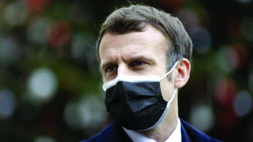 Tổng thống Pháp Macron phải cách ly từ 17/12 vì nhiễm SARS-CoV-2