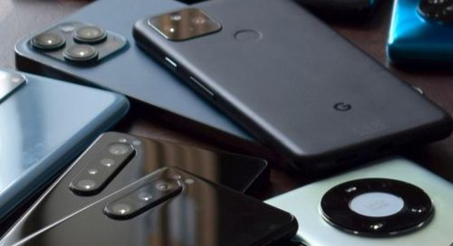 Các hãng di động Android quá phân mảnh để có thể cạnh tranh với hệ sinh thái khổng lồ của Apple. Ảnh: Android Authority.