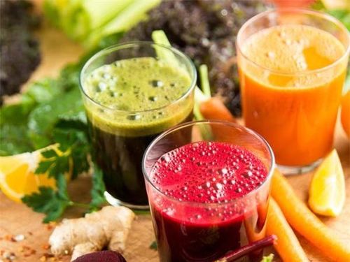 Nước trái cây là loại thực phẩm bổ dưỡng nhưng không nên ăn vào buổi sáng.