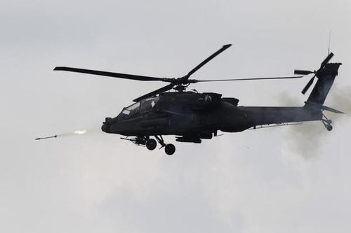 Trực thăng Apache AH-64. Ảnh: Reuters