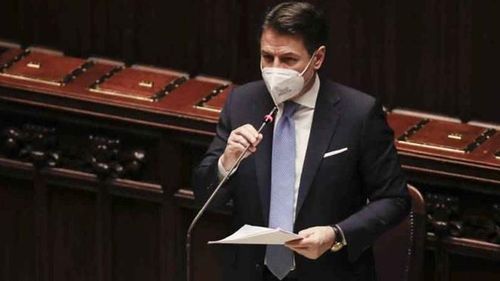 Thủ tướng Italy Giuseppe Conte phát biểu trước Quốc hội hôm 18-1.