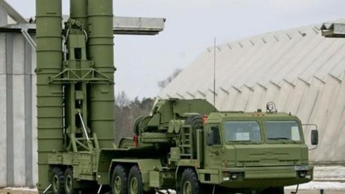Hệ thống phòng thủ tên lửa S-400 của Nga