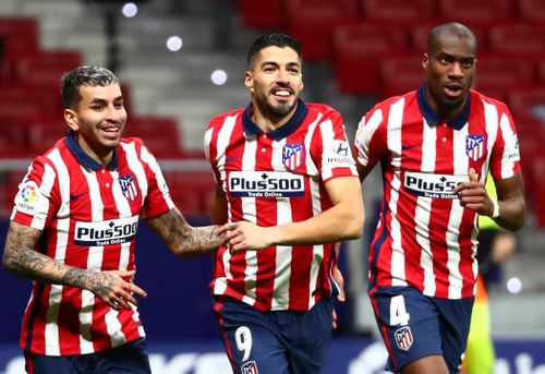 Suarez tiếp tục cho thấy sức rướn và sự nhạy bén với pha lập công ở phút 50. Tiền đạo người Uruguay chơi không quá nổi bật, nhưng có mặt đúng lúc, đúng chỗ để ghi những bàn thắng đơn giản. Theo Opta, Suarez trở thành cầu thủ ghi 16 bàn nhanh nhất cho một CLB tại La Liga ở thế kỷ 21. Anh mất 17 trận để làm được điều này.