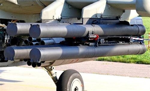  Uy lực của phần chiến đấu phá-mảnh có đương lượng nổ 30 kg TNT. Điều đó cũng giống như một quả bom trút từ trên trời xuống đầu đối phương. Đòn đánh quá đủ làm tan tành chiếc xe tăng hay hỏa điểm địch, còn trực thăng thì còn tệ hơn thế. 
