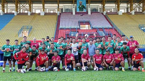 TPHCM đặt mục tiêu vô địch V-League 2021 với đội hình được đầu tư lớn. Ảnh: TPHCM